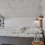 Fatlinda - 50m From The Sea By Interhome Semesterbostad