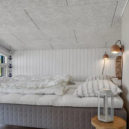 Fatlinda - 50m From The Sea By Interhome Vakantiehuis